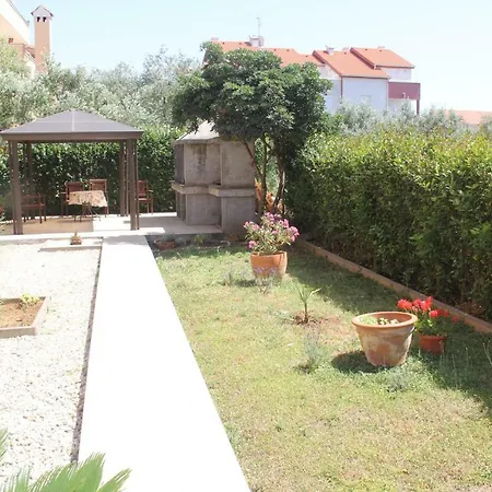 Luana Apartamento *
